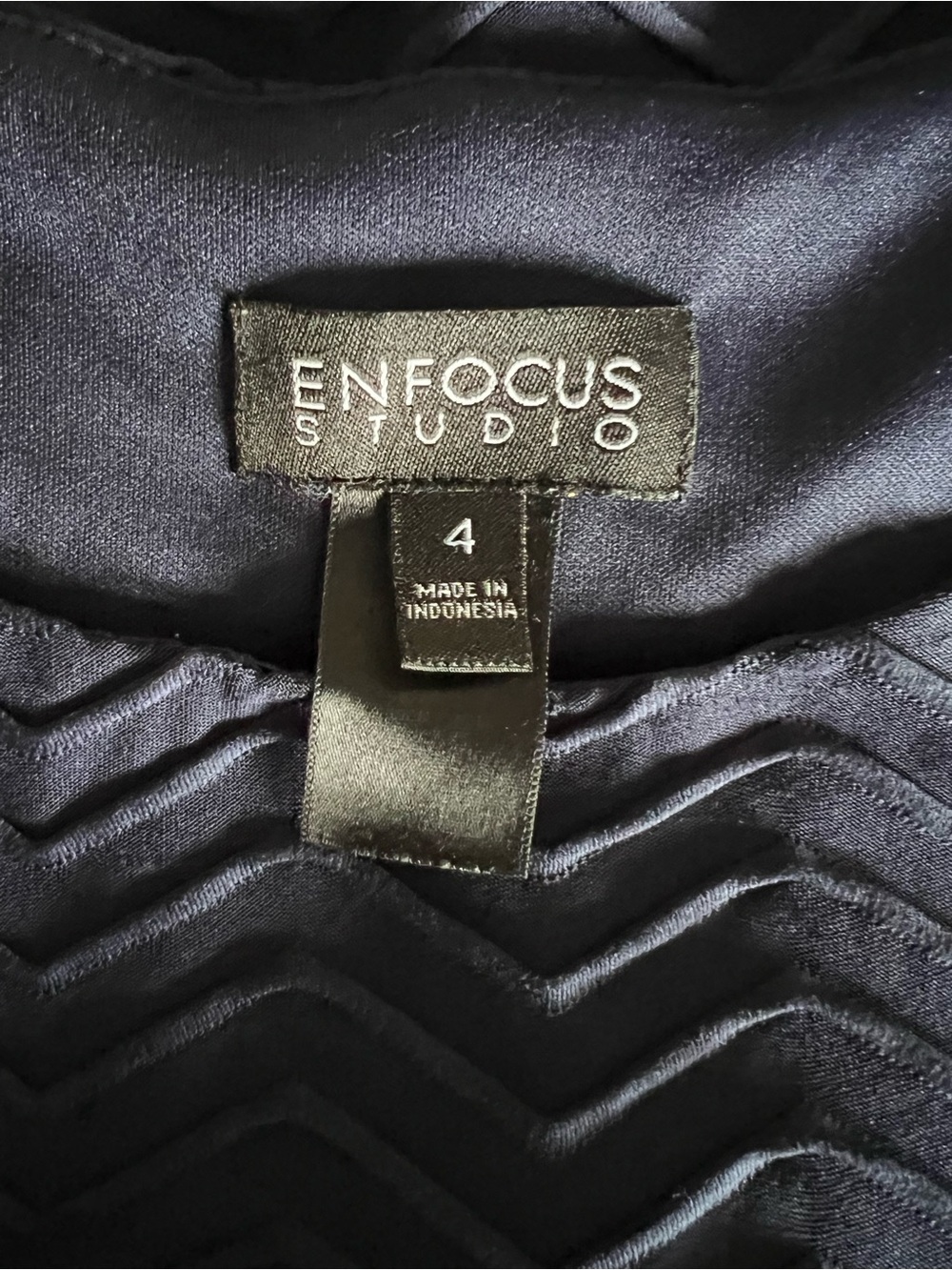 Enfocus Studio Navy Chevron Tie-Waist Midi Dress - Picture 7 of 7